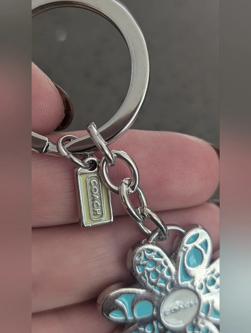 COACH Silver & Blue Flower Daisy Keychain Nwot